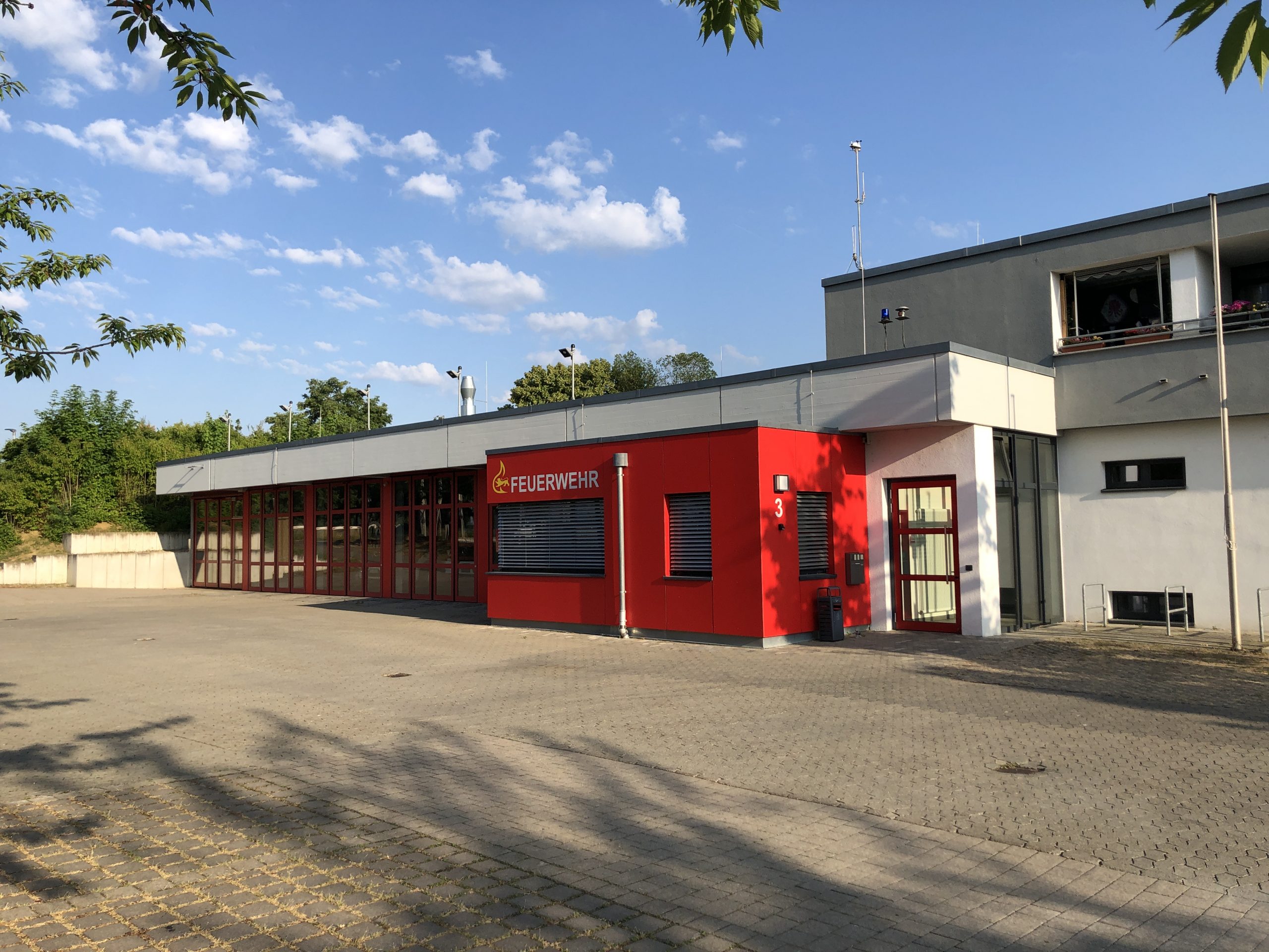 Freiwillige Feuerwehr Nellingen - Türöffnung